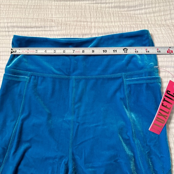 Lilly Pulitzer 2 Piece Set - Size L - Picture 12 of 16